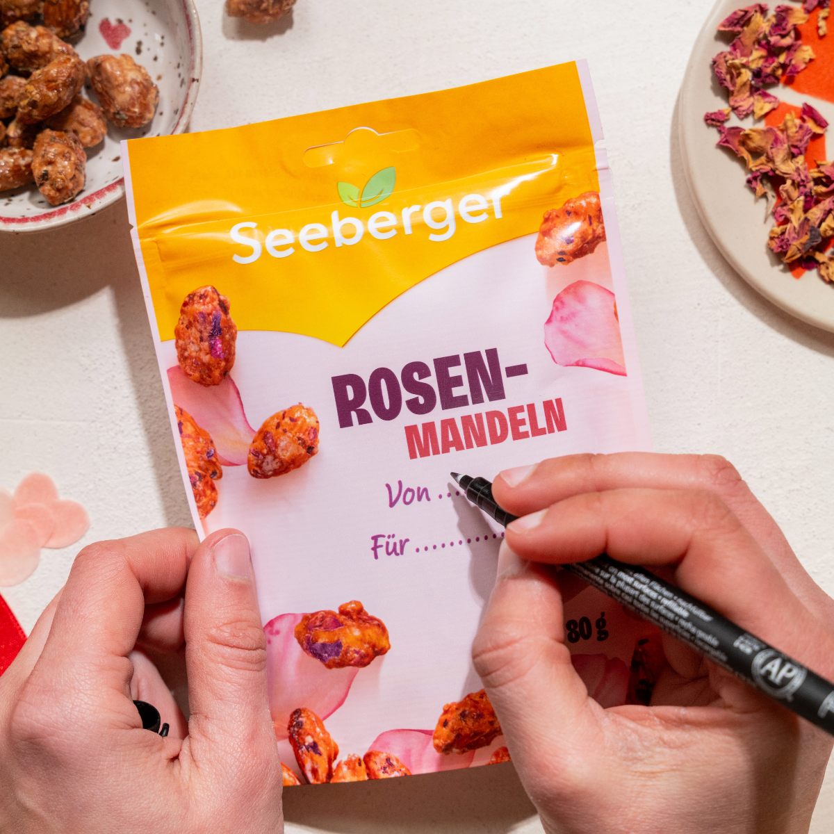 seeberger-amandes-la-rose-amandes-douces-aromatis-es image 2