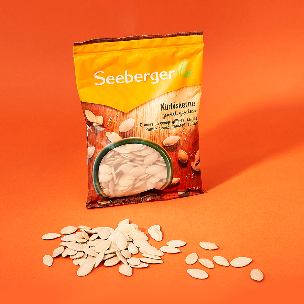 seeberger-graines-de-courge-grill-es-sal-es-snack-croquant image 2